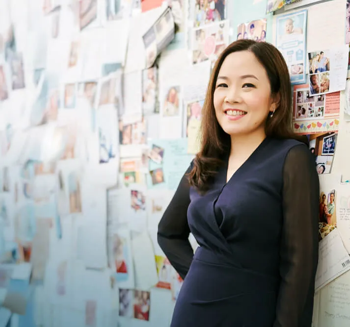 An image of Dr Kelly Loi, a Senior Consultant Obstetrician & Gynaecologist in Singapore